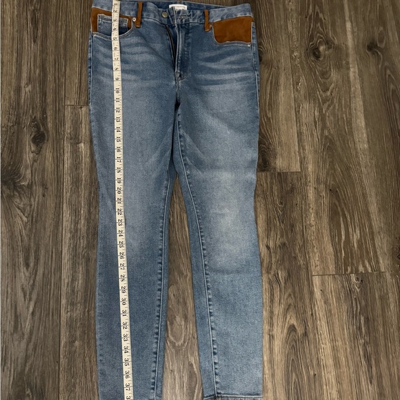 Good American Light Blue Jeans with Brown Accents - Picture 3 of 6